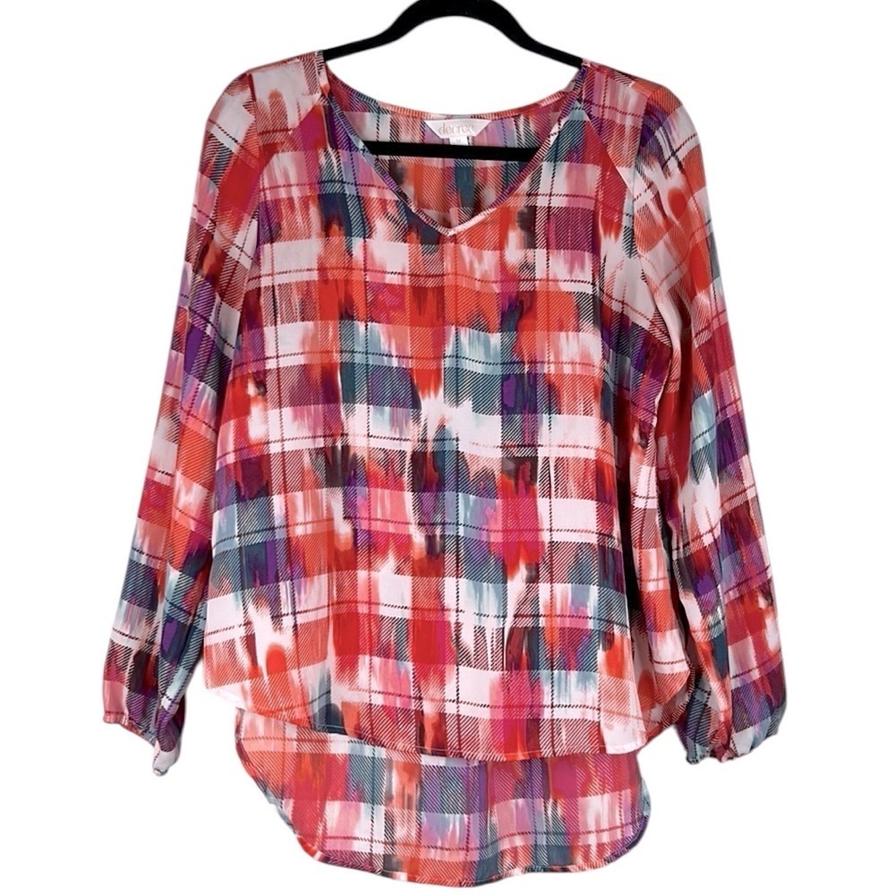 Decree Plaid Watercolor Red Blue White V-Neck Boho‎ High Low Top Size Medium